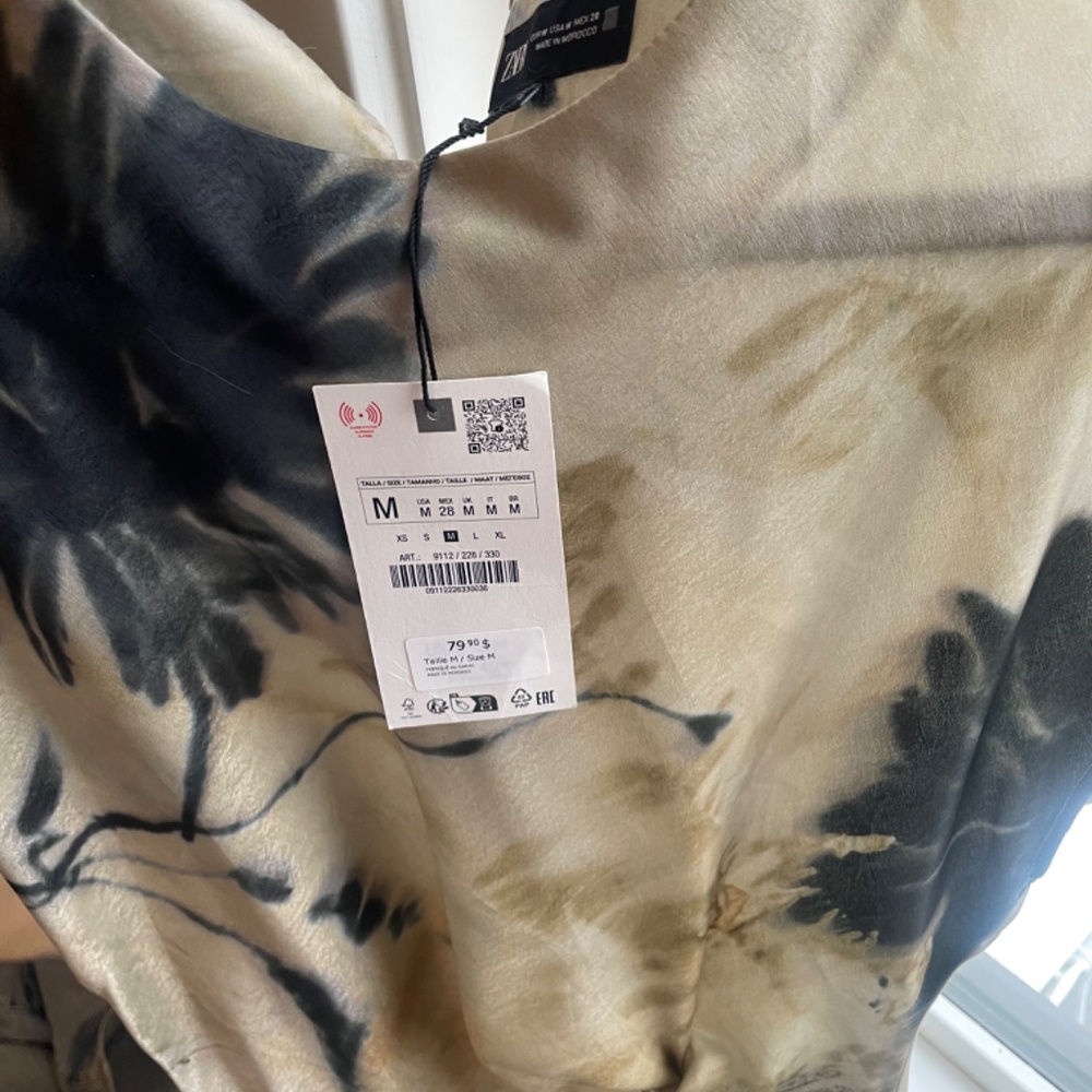 Zara Satin Effect Dress - Picture 4 of 4